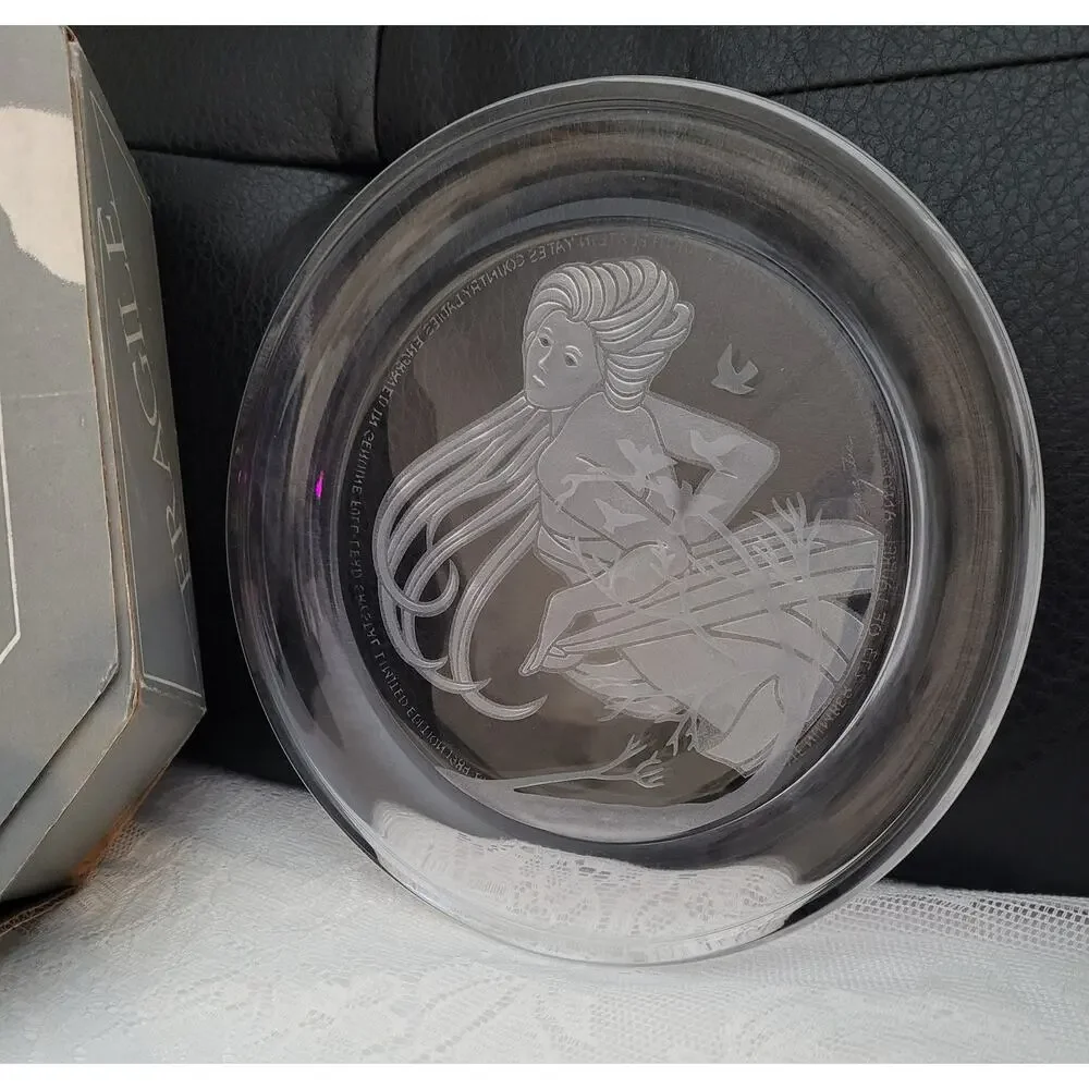 Morganstown Michael Yates full lead hand carved crystal plate, 